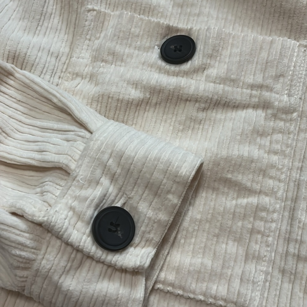 Zara Small Ivory Soft Corduroy Boxy Button Up Cro… - image 2